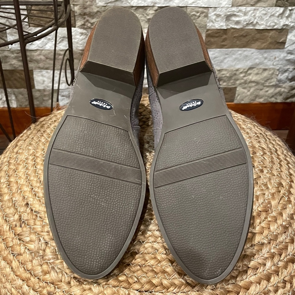 DR. SCHOLL’S Perforated Gray Ankle Booties Sz 11 - Picture 12 of 12